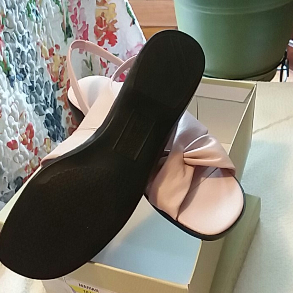 Sandles - Picture 3 of 5